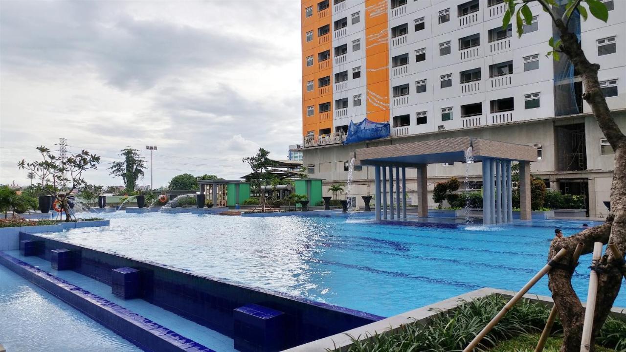 Warm And Cozy 2br Pramuka Near Mall By Travelio Apartemen